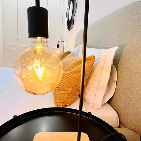 Apartment Almada Charming